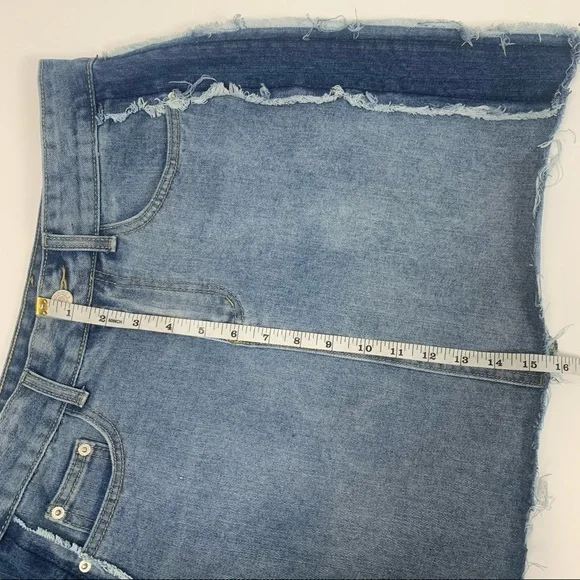 CHELSEA & VIOLET 2 TONED JEAN SKIRT - Picture 6 of 9